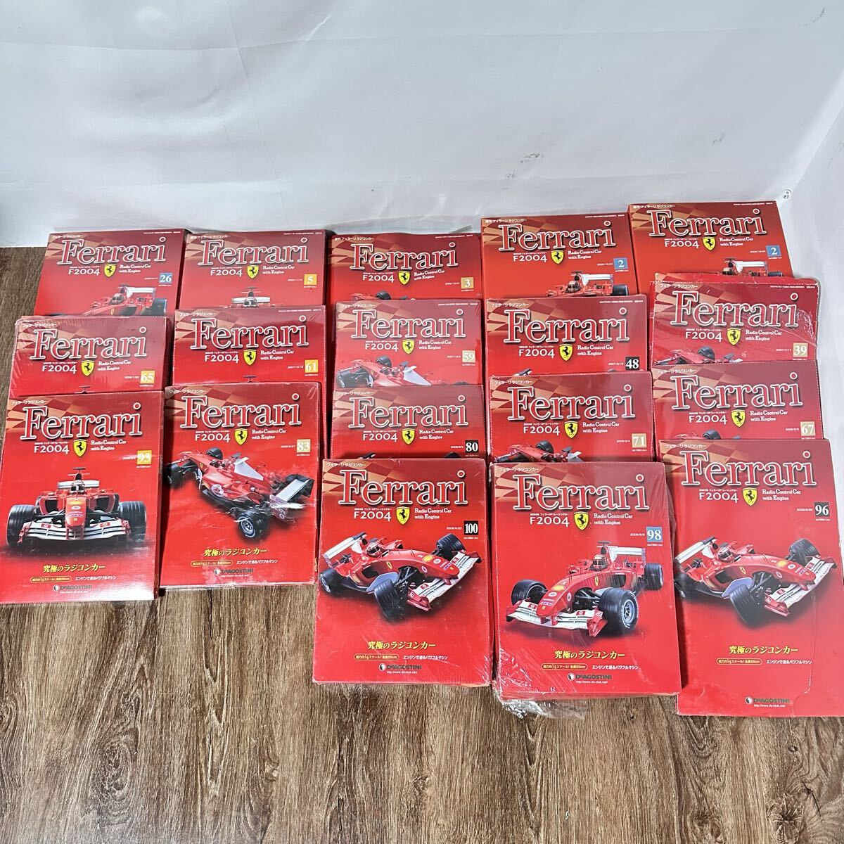 【新品未組立】 デアゴスティーニ フェラーリラジコンカー F2004 DeAGOSTINI 究極のラジコンカー (101)