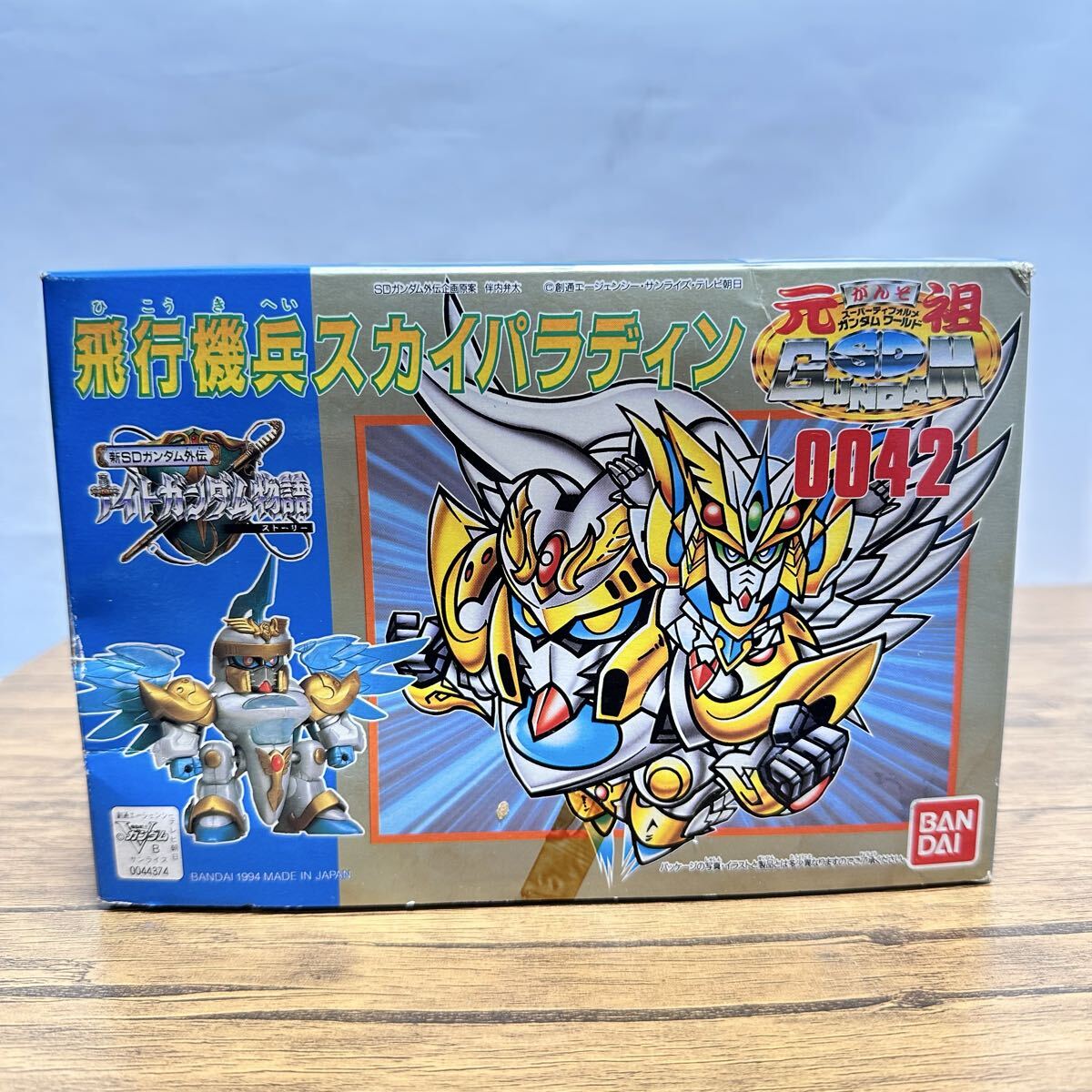 【新品未組立】【希少】 BANDAI 元祖SDガンダム 飛行機兵スカイパラディン 新SDガンダム外伝 ナイトガンダム物語 当時物 ガンプラ (108)