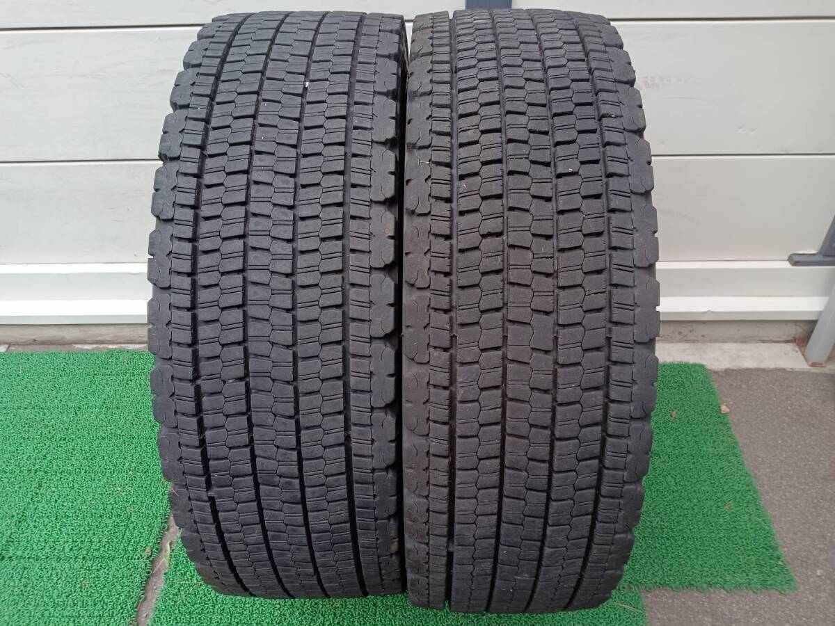 ★残り溝約11.0-13.0mm★21.22年製★ ブリヂストンW900 275/70R22.5 148/145J　2本セット スタッドレス　C640