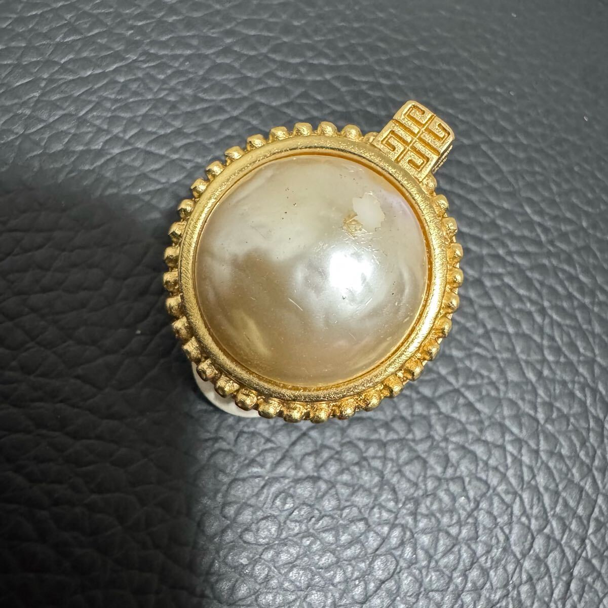 ジバンシー GIVENCHY ジバンシイ イヤリング ヴィンテージ ゴールド系