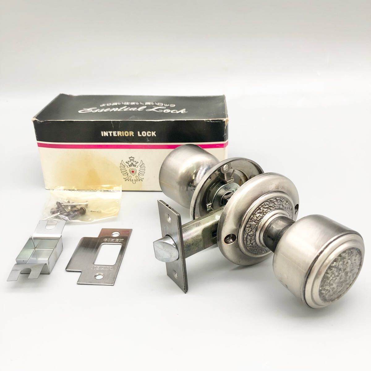[新品 未使用品] 川口技研 エッセンシャルロック ドアノブ 空錠 SO-1M BS60mm 銀ブロンズ 丸座 丸玉 握り玉 ドア 扉 建具 金物屋 在庫品