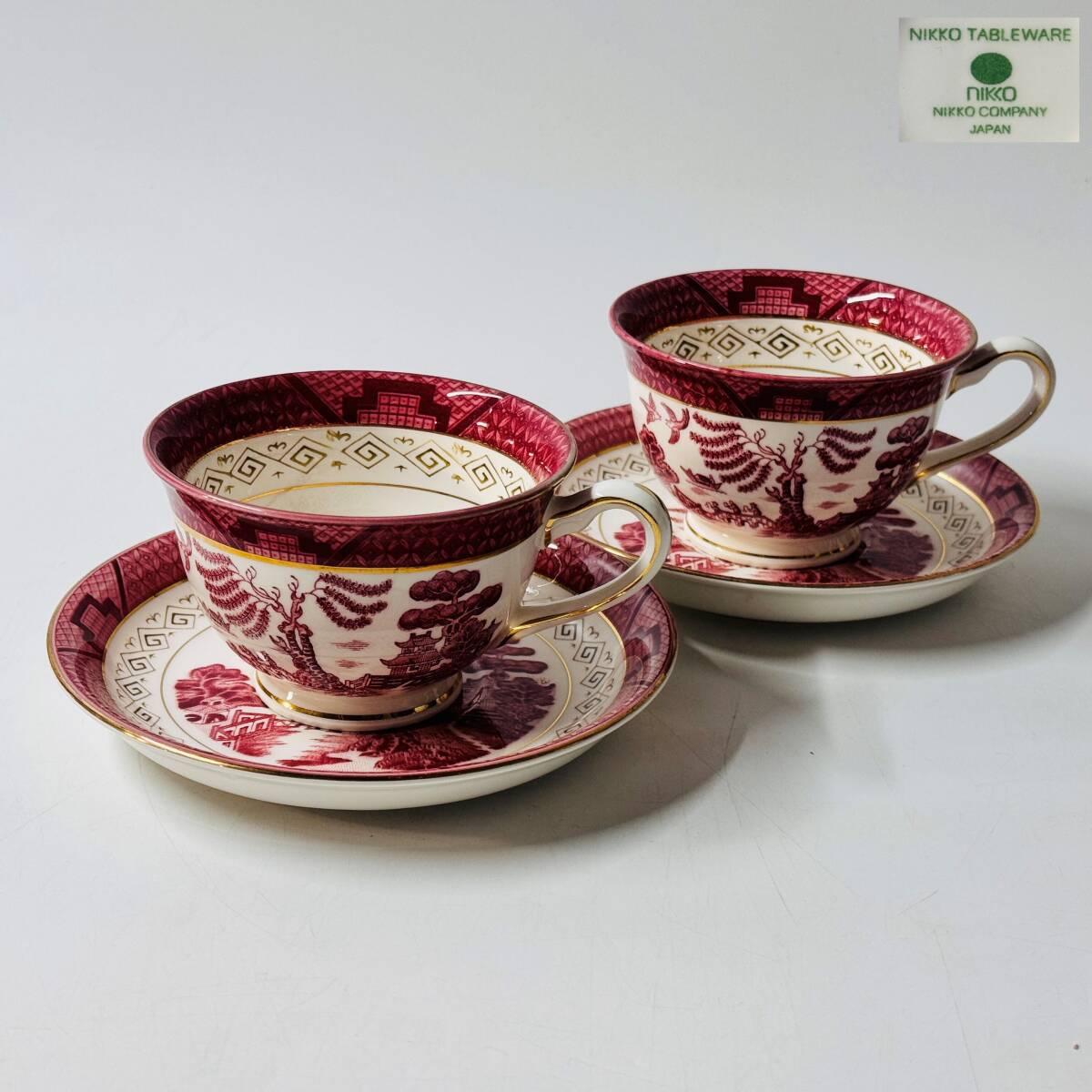 【20025Q】NIKKO TABLEWARE ダブルフェニックス レッドウィロー 山水 比翼連理 カップ＆ソーサー 2客組 茶器 経年保管品 現状品