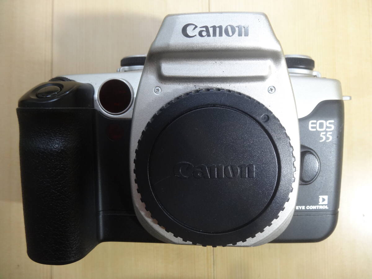 キヤノン CANON EOS 55 シルバー ボディ 一眼レフフィルムカメラ ほぼすべてのポジションで動作します
