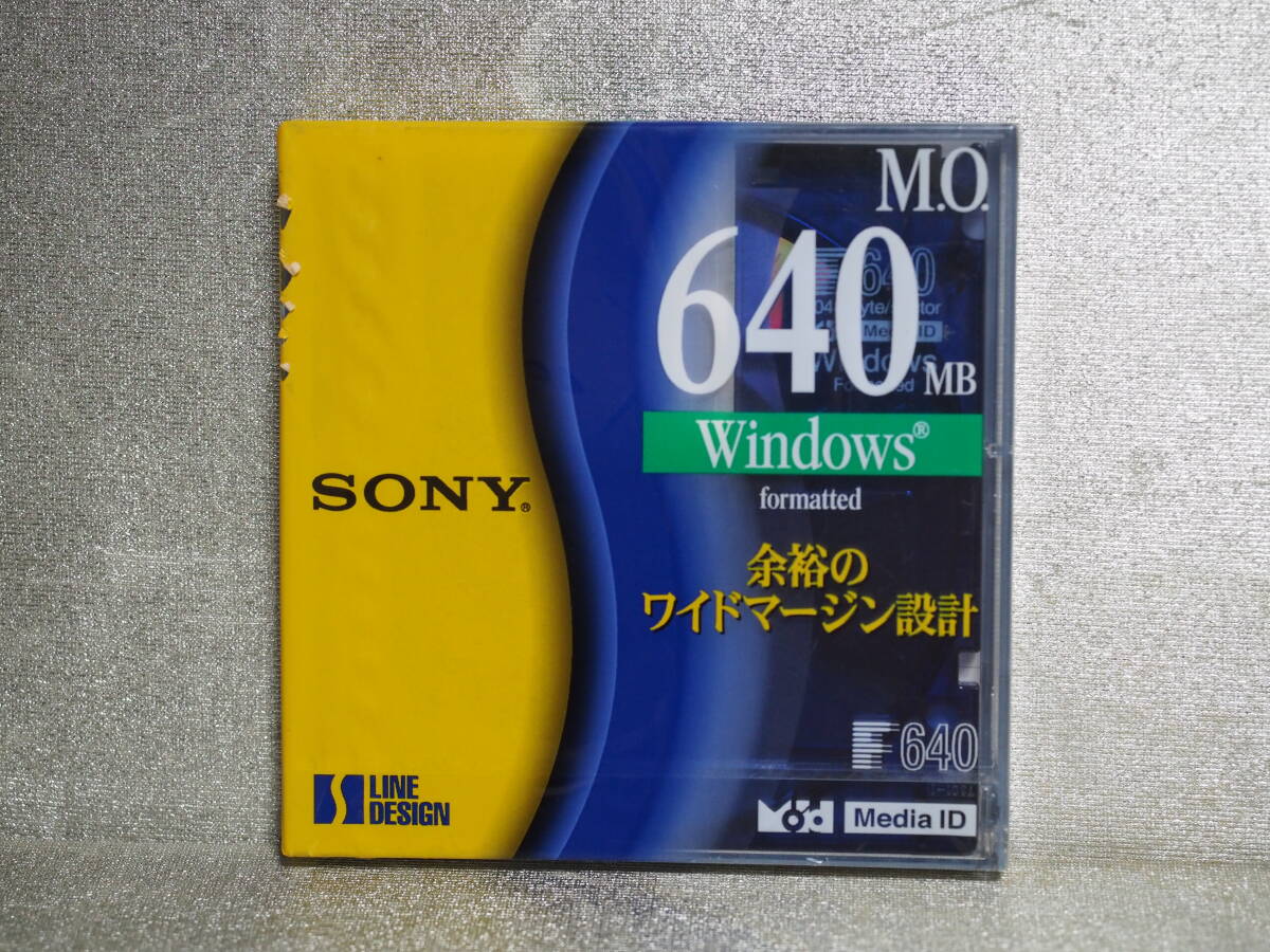 ソニー　エムオー　3.5型光磁気ディスク　（MO）SONY 640MB EDM-640CDF （未開封品）