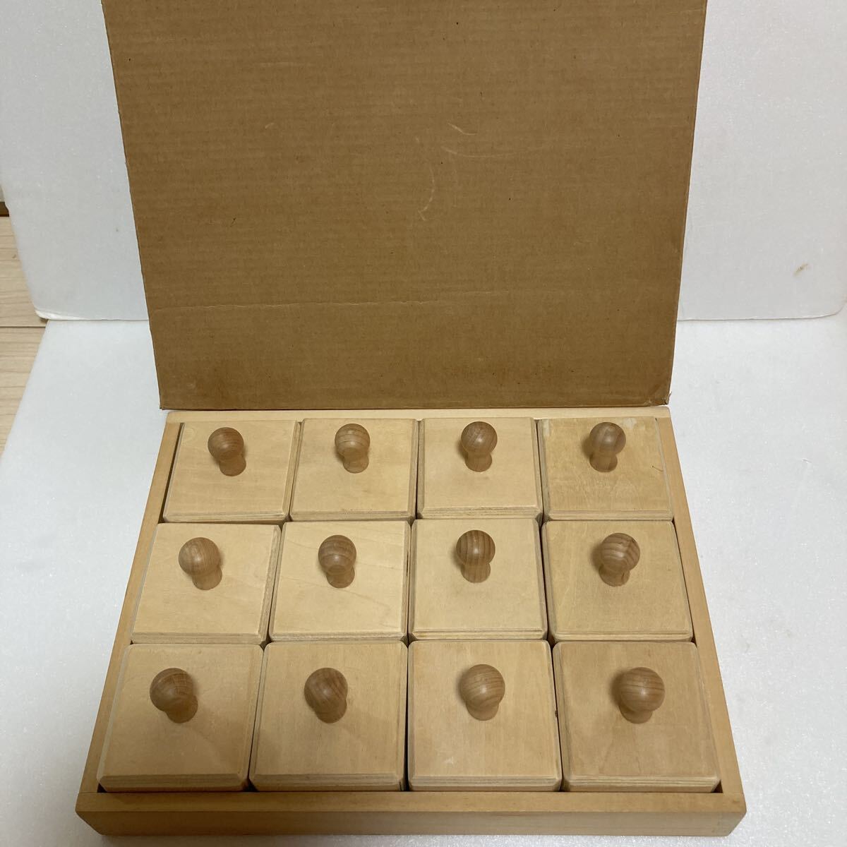 知育玩具　白木の音当てゲーム　 木製