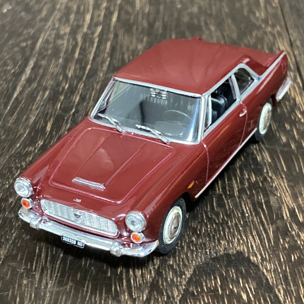 ミニカー　スターラインモデル Starline models　ランチア フラミニア　Lancia Flaminia-クーペ　３B　1/43