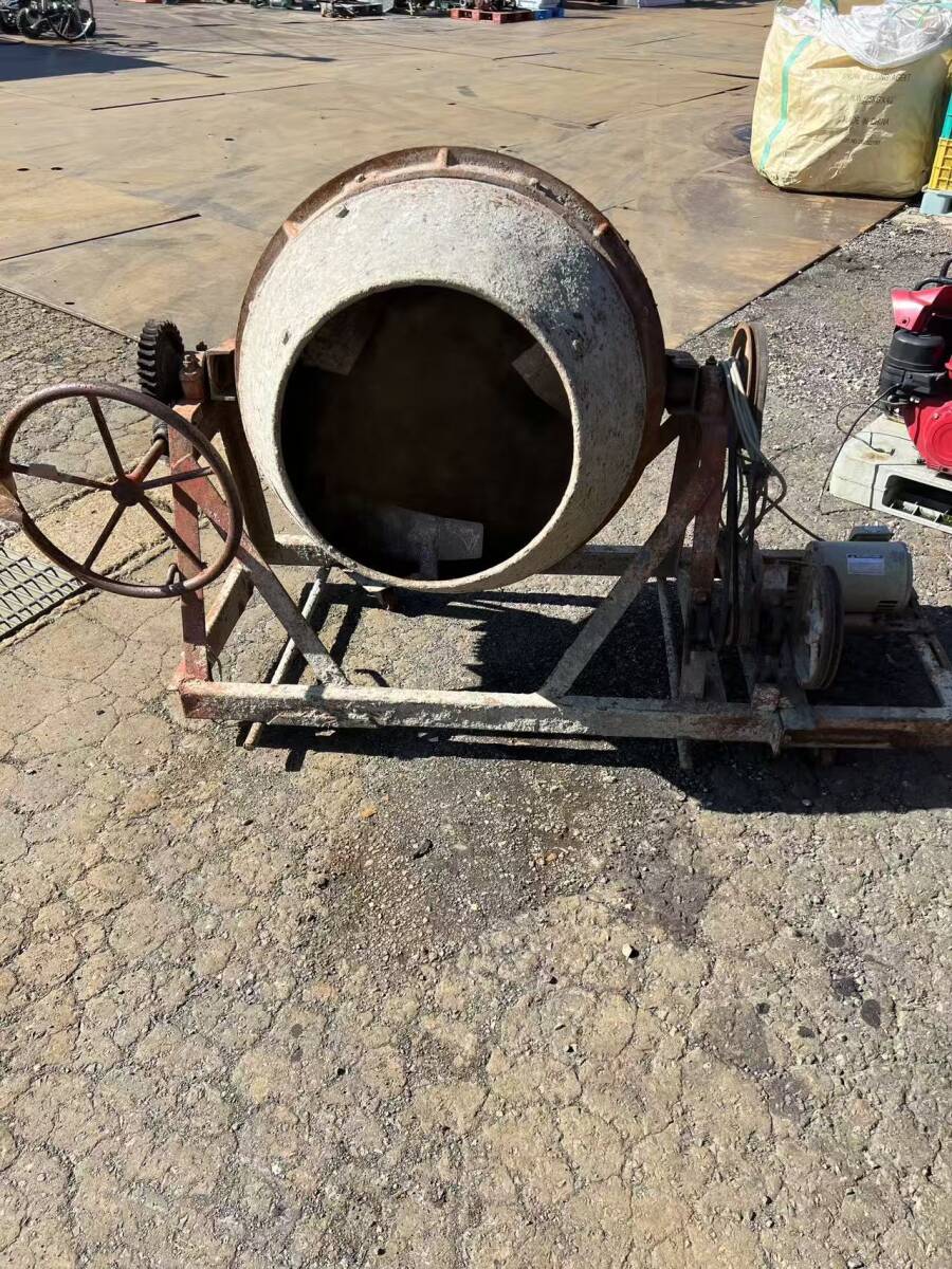 動画あり　秋田発　 ポットミキサー モーター三相200V 1.0KW 50×深さ80ｃｍ 車輪 肥料 飼料 コンクリート 生コン モルタル セメント 