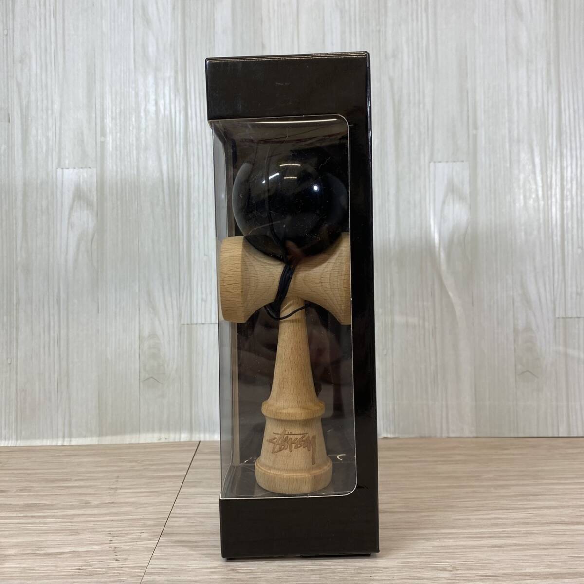 ●【MH-1221】未開封品 stussy ステューシー 8BALL 8ボール けん玉 剣玉 インテリア 廃盤 レア 希少 コレクション【レタパ可能】