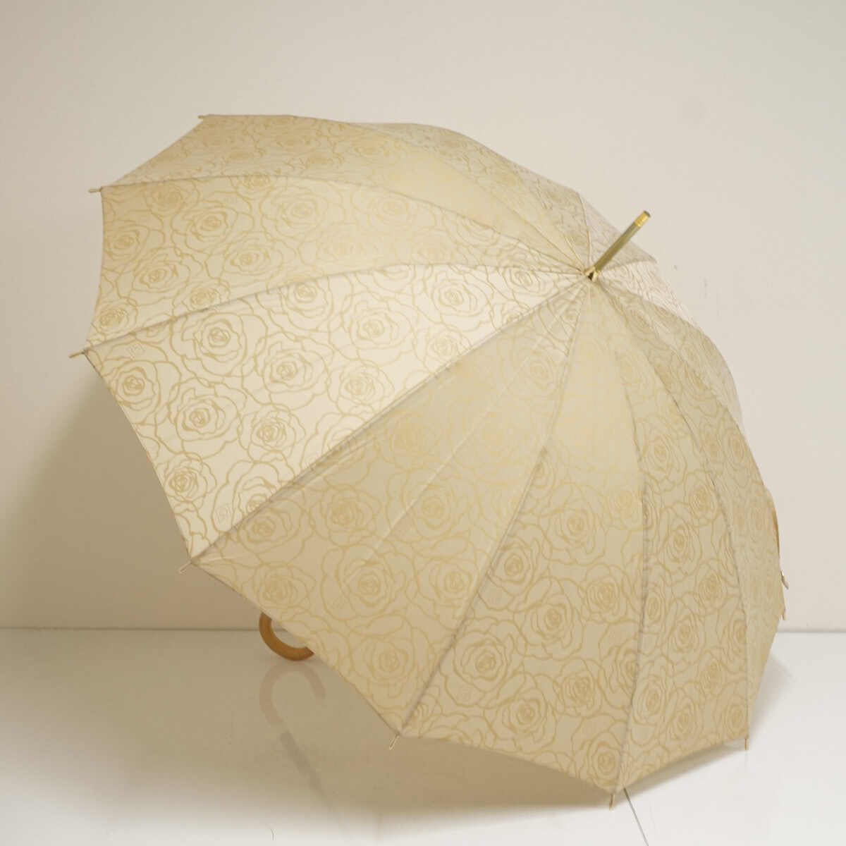 傘 GHERARDINI ゲラルディーニ USED美品 フラワー 薔薇 Gロゴ ライトベージュ グラス骨 多間 12本骨 58cm S3293