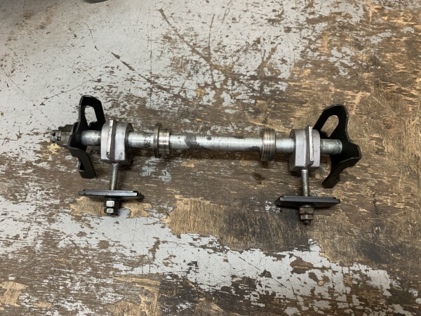 {$data['title']拍卖