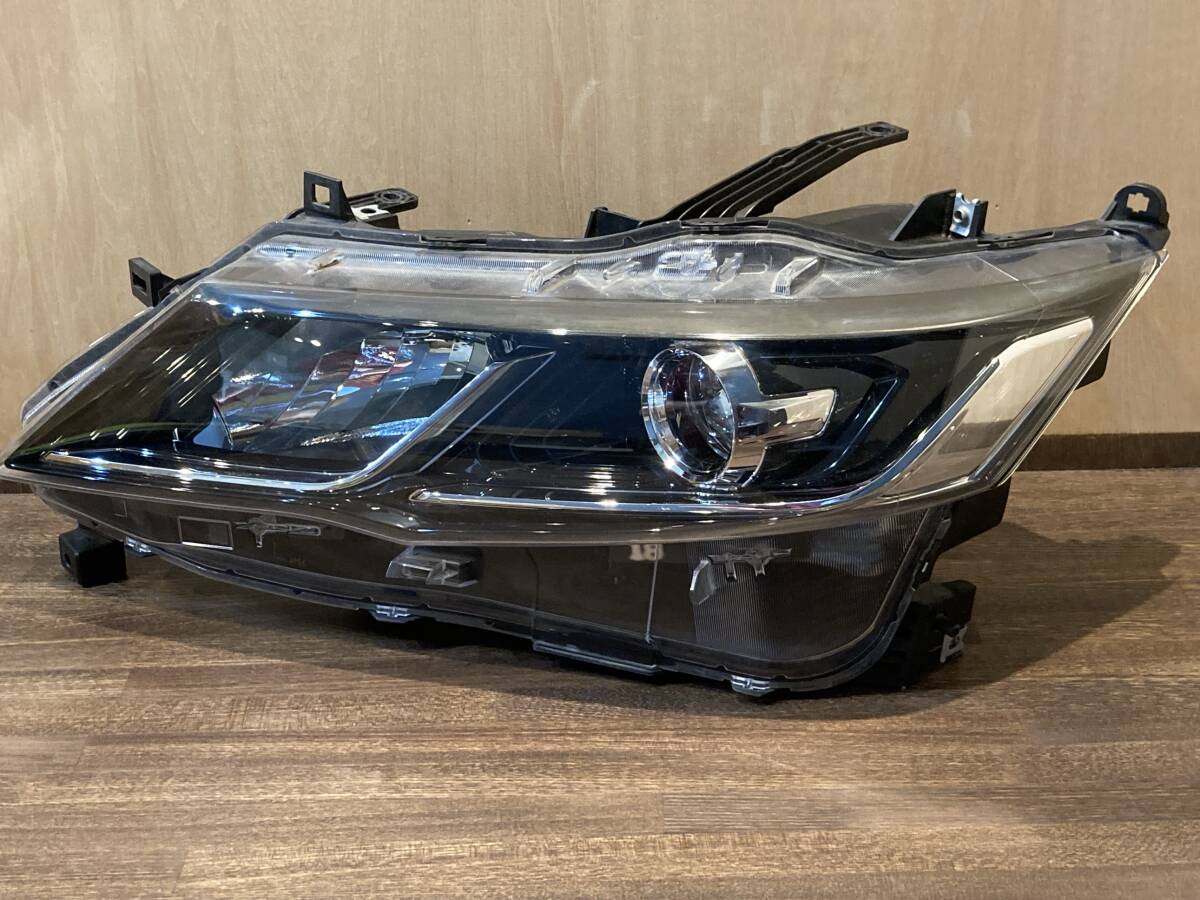 25105014 日産　NISSAN 純正 セレナ ヘッドライト 左 LED　C27　26075-5TF5A　Z刻印