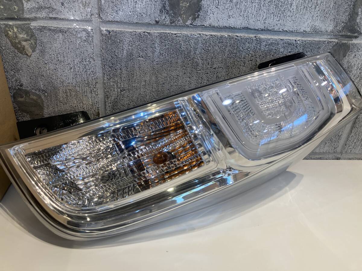 25105013 日産　NISSAN 純正 デイズ ル－クス ハイウエイスター　LED26550-6A02G　テールライト テールランプ 右 IMASEN 1146-399 