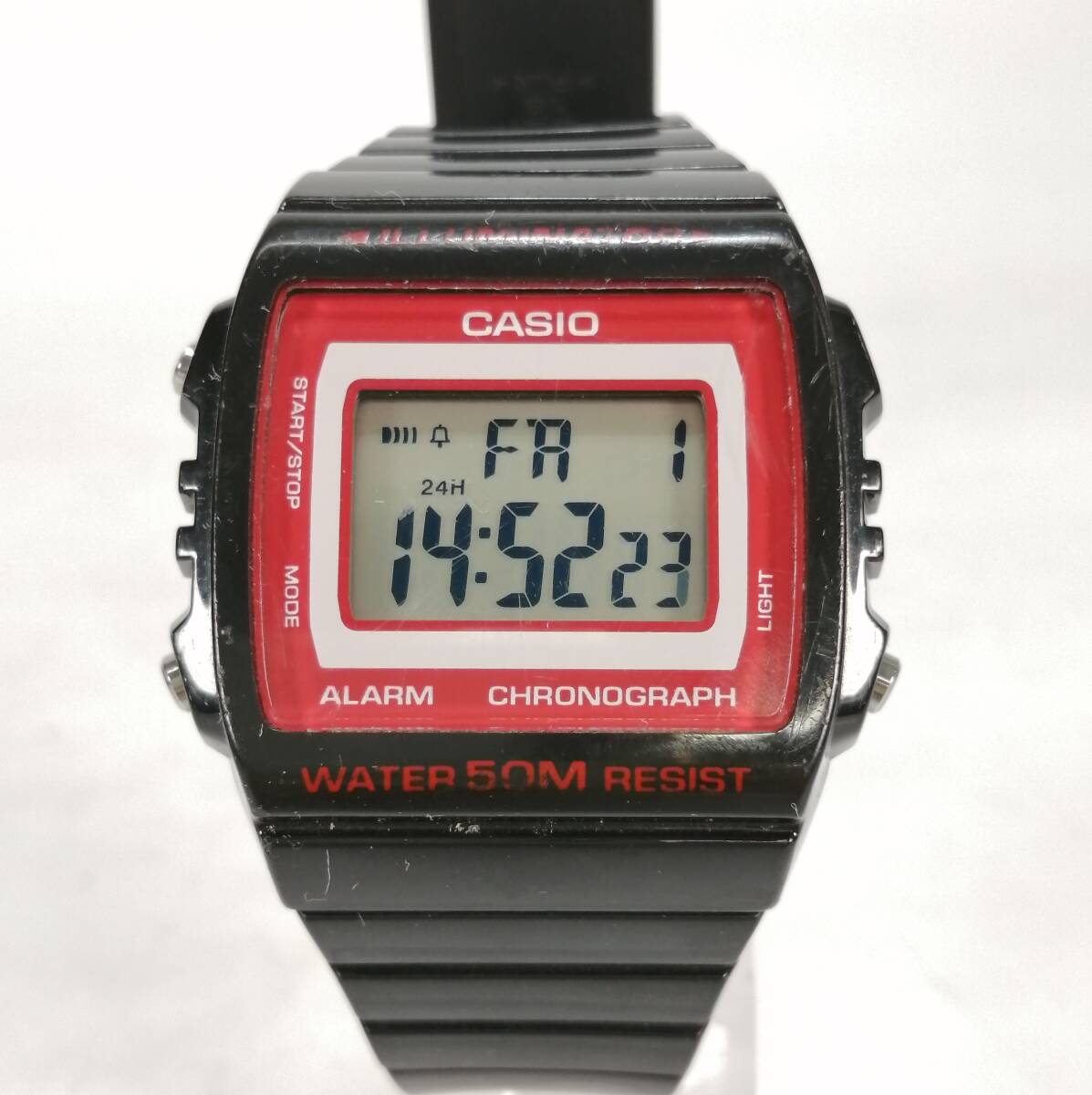 稼働品 CASIO カシオ W-215H 赤 黒 スタンダード デジタル 腕時計 クォーツ ラバー