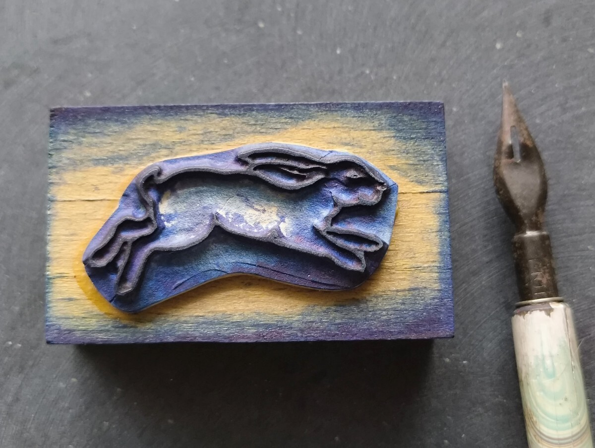 素朴 走る兎　野ウサギ 　野生動物　ペット　小動物　フランス アンティーク 子供　スタンプ ヴィンテージ　ハンコ イラスト 素材 古道具　