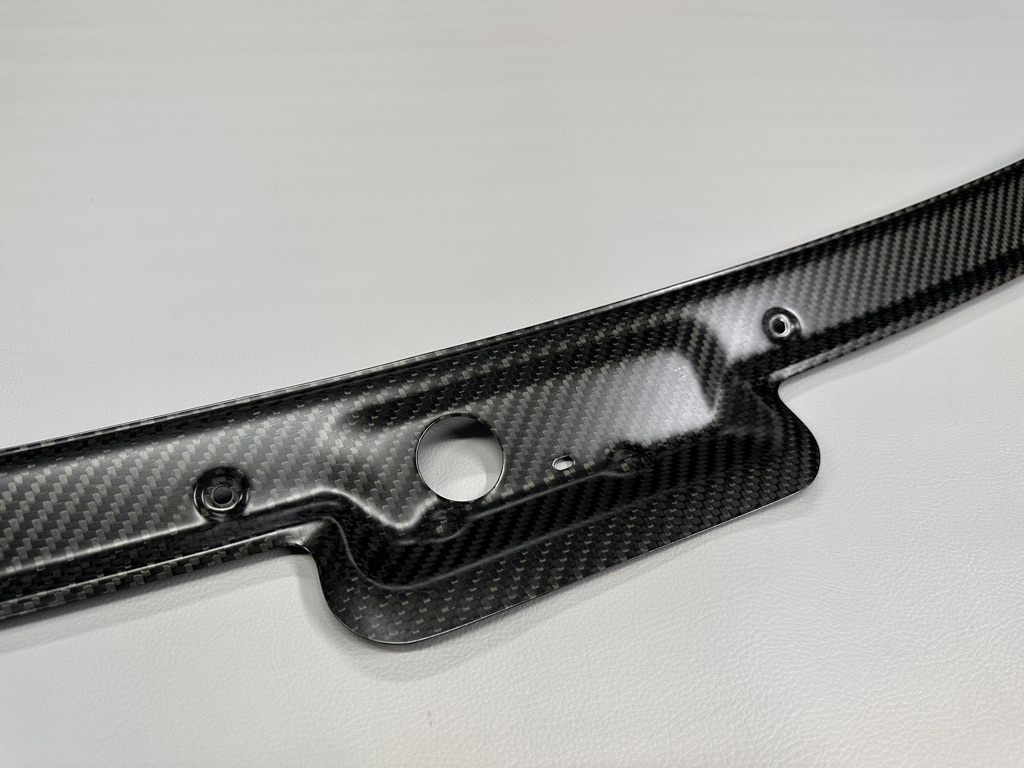 三菱GTO 綾織カーボン製ワイパーカウル フロントガーニッシュ z15a z16a マットクリア塗装仕上げ 送料込価格 RH レジンインフュージョン