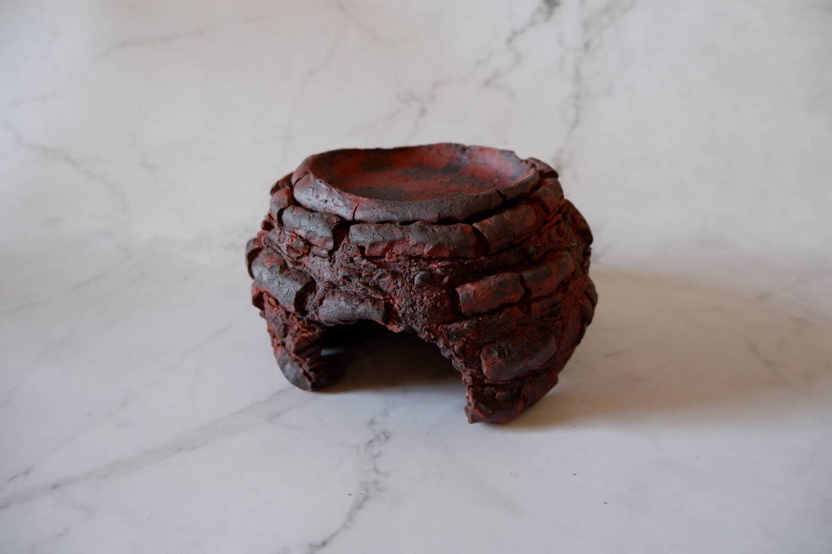 【陶房然庵】4.5号赤土裂紋爬虫類シェルター270　ウェット　オブジェ　陶器製　作家もの　やちむん　沖縄 