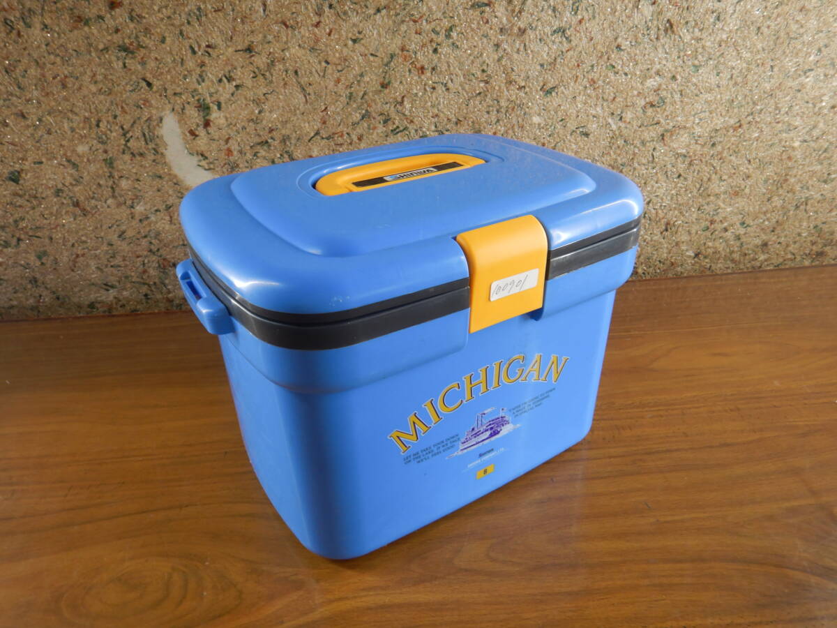 ミシガン　クーラーボックス　SHINWA 伸和　MICHIGAN 100901 38X25HH24CM 8リットル　きれい