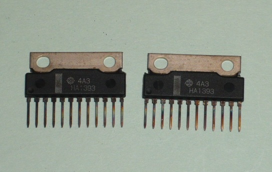 日立 オーディオパワーIC HA1393、2個セット（5）、未使用品