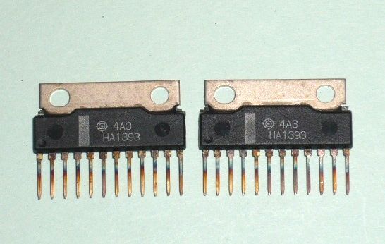 日立 オーディオパワーIC HA1393、2個セット（4）、未使用品