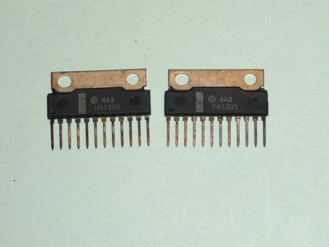 日立 オーディオパワーIC HA1393、2個セット（3）、未使用品