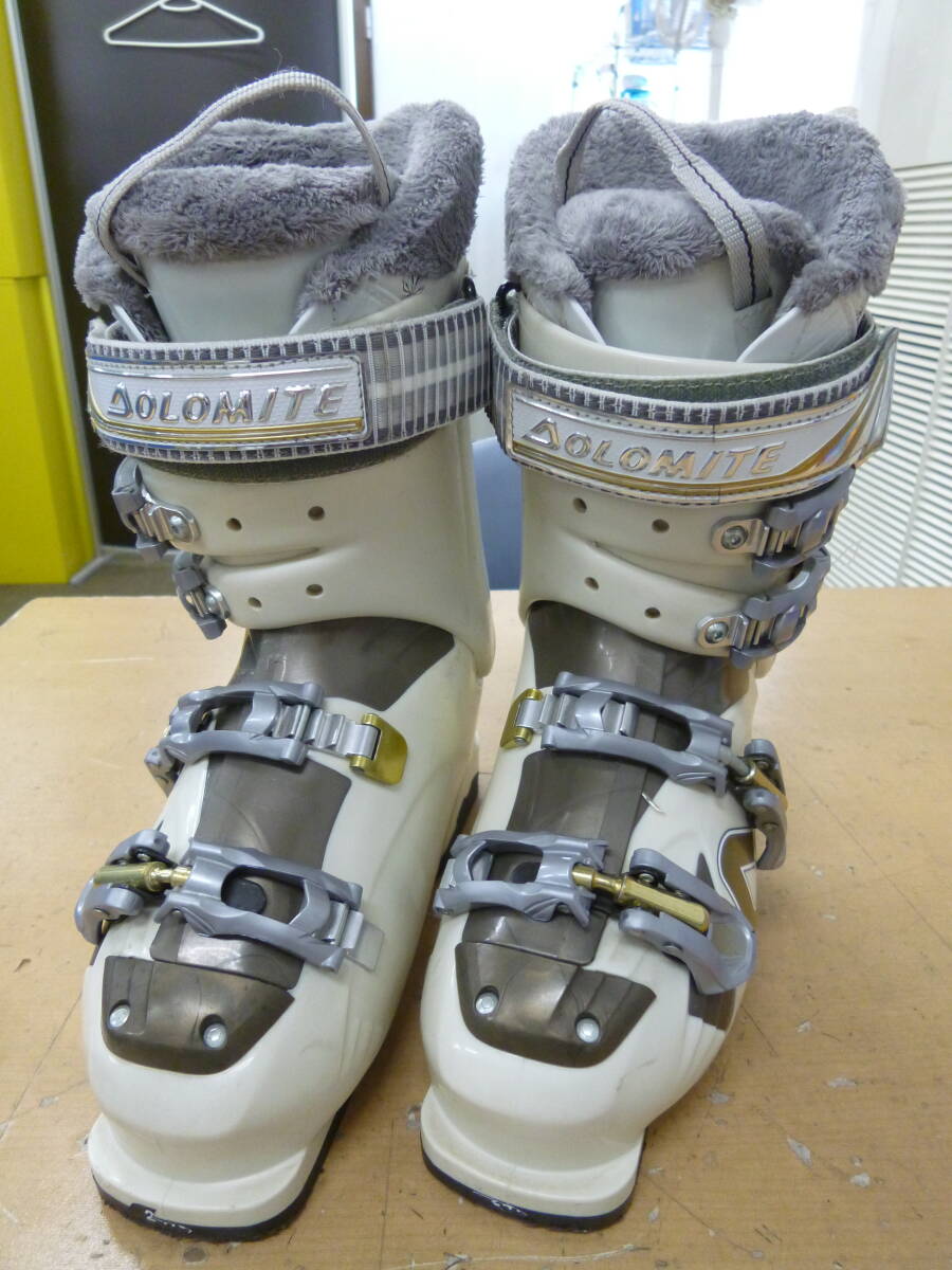 中古 AOLOMITE スキーブーツ ソール285㎜ 24.0㎝～24.5㎝ [M-217] 送料無料(北海道・沖縄・離島・佐川急便中継料金がかかる地域は除く)
