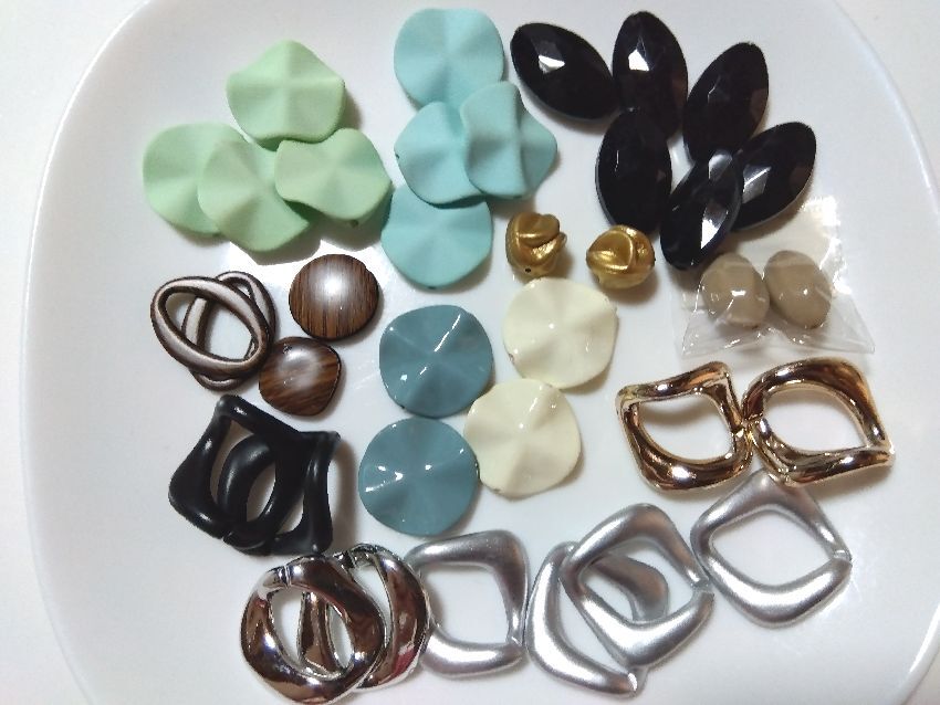 難有り手芸用品こ42■大きいアクリルビーズ他色々セット■ピアスアクセサリーパーツハンドメイド
