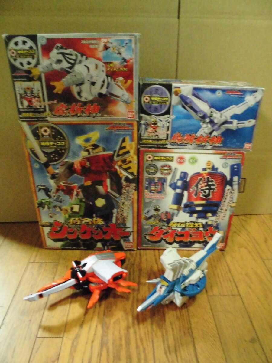 即決★バンダイ 侍戦隊シンケンジャー★DXシンケンオー＋兜折神＋舵木折神＋虎折神＋烏賊折神+ダイゴヨウ★戦隊ロボ★動作確認済