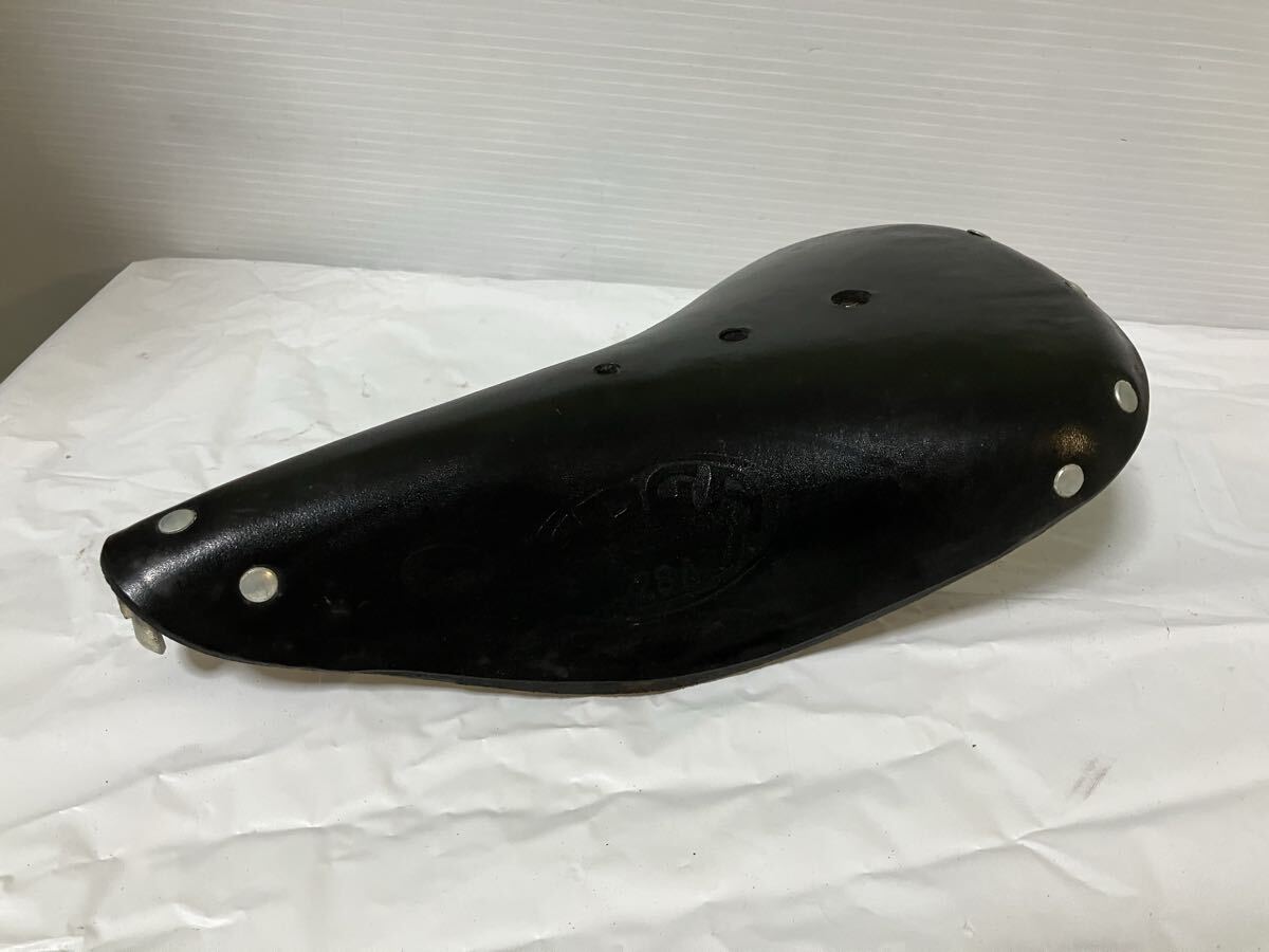 ▲P230▲ ADGA フランス製?　革サドル　レザーサドル やぐら付き ビンテージ　レストア ランドナー