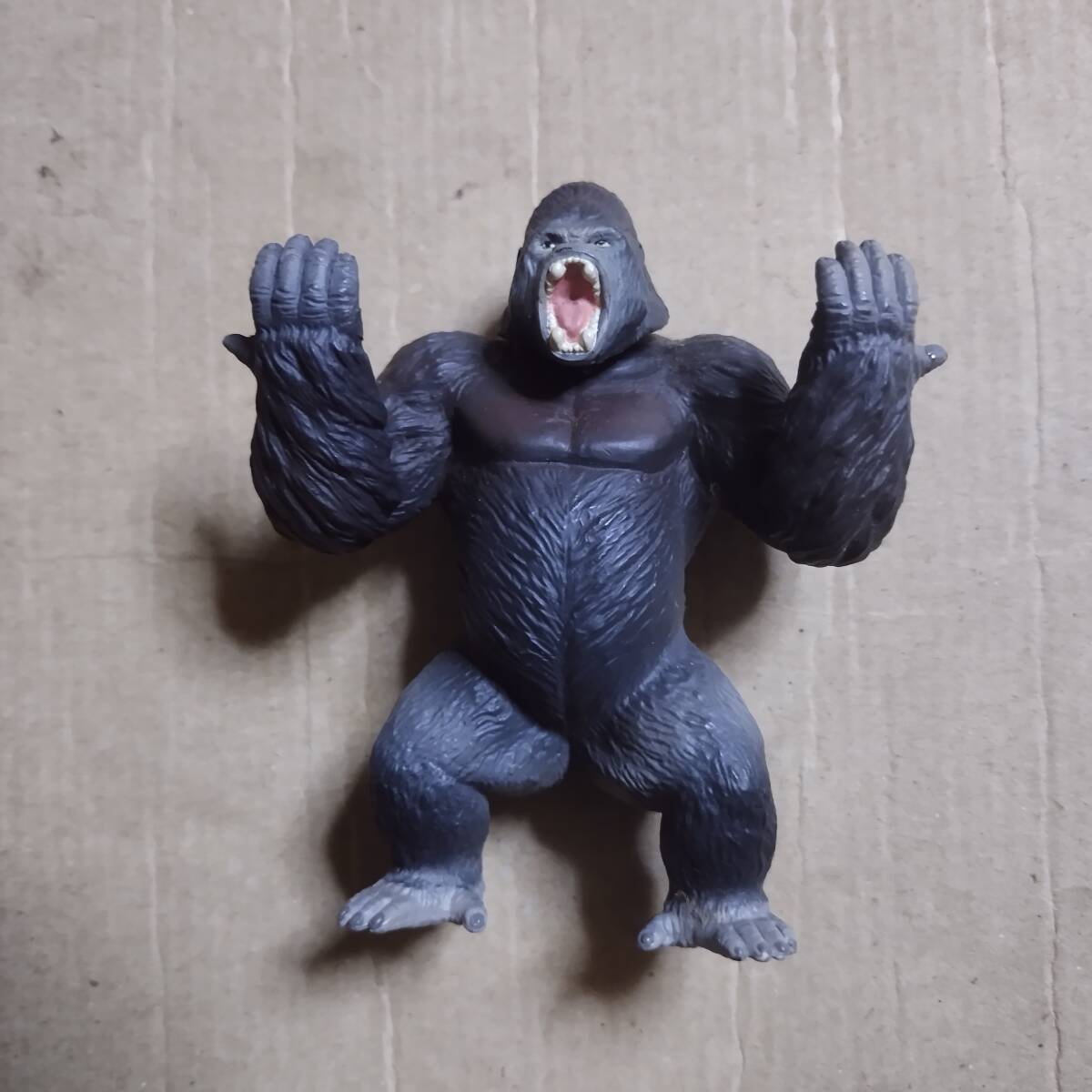 タカラ　トミー　AS-36 ゴリラ（ワイルドVer.）　中古