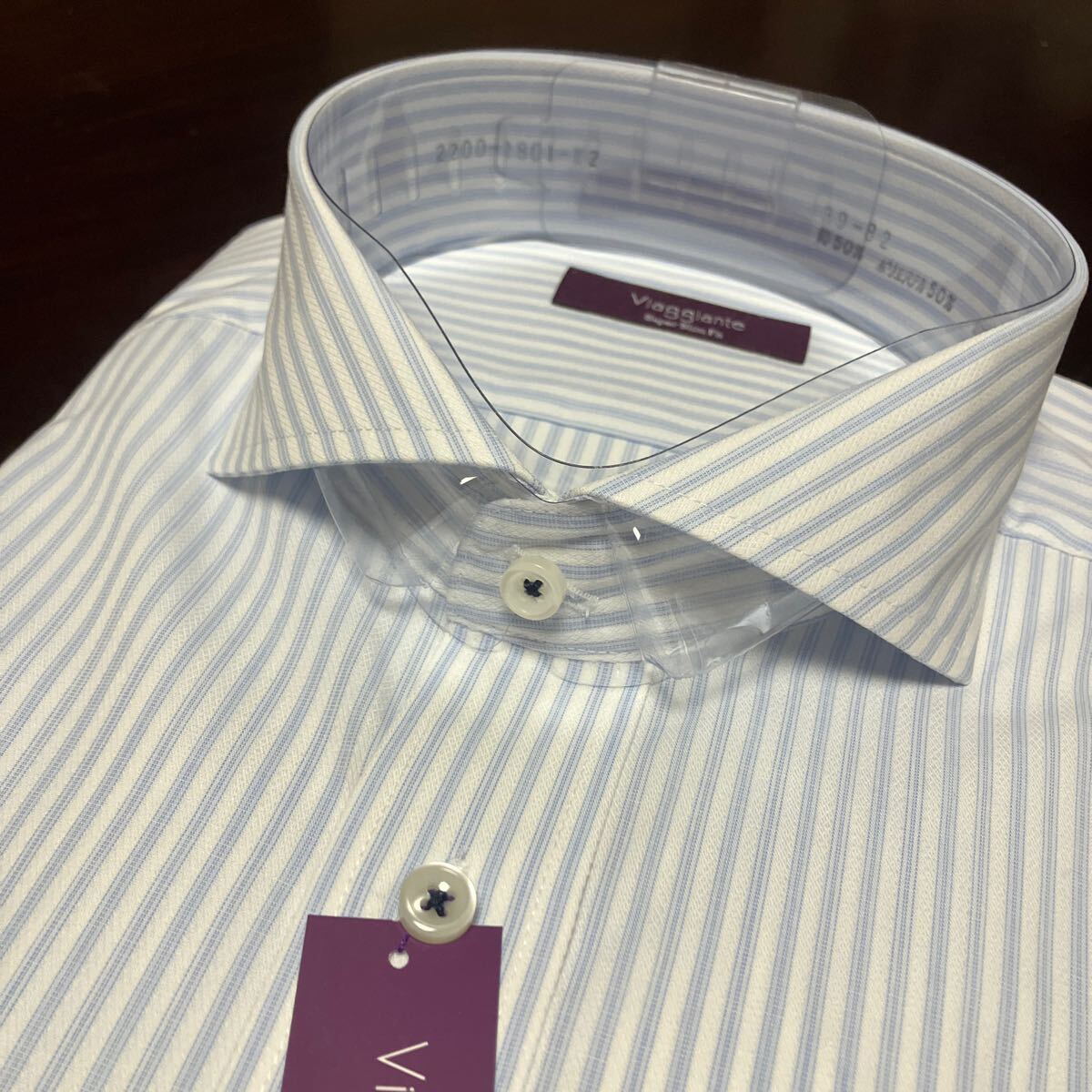 百貨店販売品　Viaggiante☆形態安定　白ブルーストライプワイシャツ★M(38-84)　ホリゾンタル　スーパースリム　送料無料