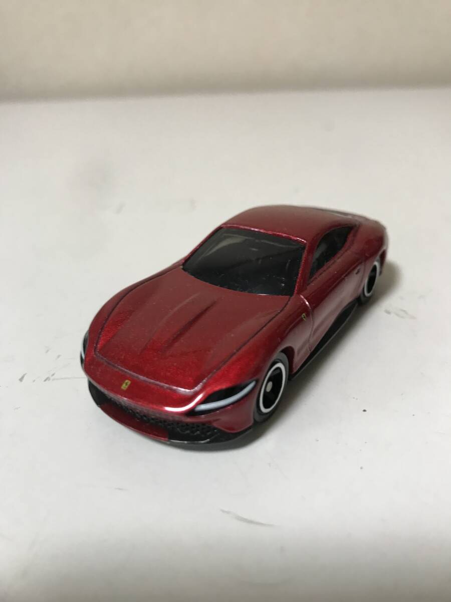 現状品　トミカ　TOMICA 1/62スケール　フェラーリ　ローマ　Ferrari 赤　RED 【1MI60102308】