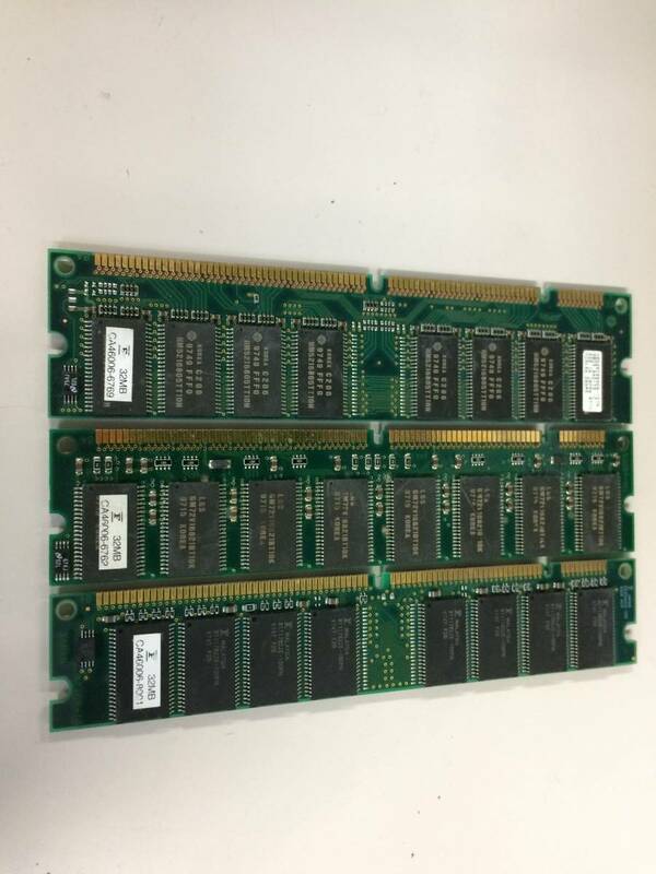 中古品 DIMM 96MB(32M*3) 現状品