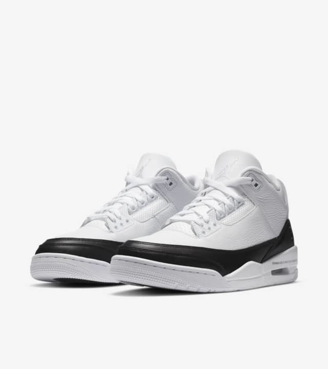 NIKE JORDAN BRAND x FRAGMENT DESIGN AIR JORDAN 3 RETRO SP US8.5/26.5cm 2020/9/17発売 SNKRS購入 国内正規新品 黒タグ付 フラグメント