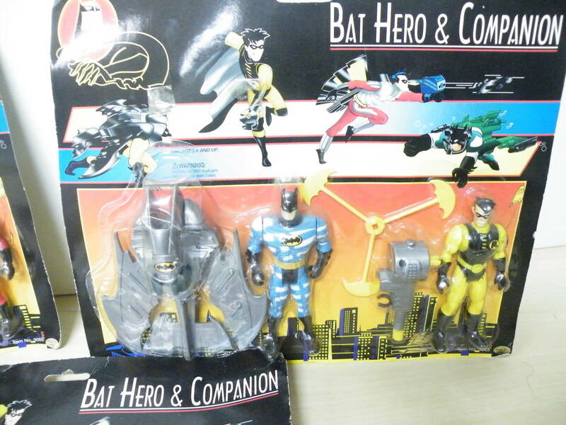 1391★　フィギア　BAT HERO&COMPANION　3SET