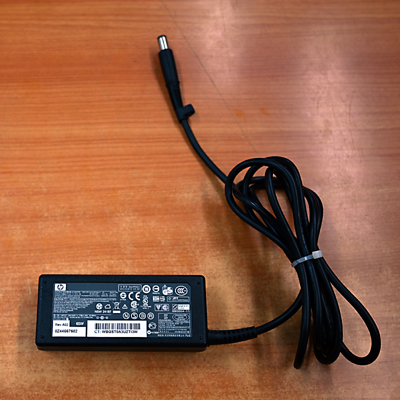 ★ ヒューレットパッカード HP PC用ACアダプタ PPP009L-E 現品 C00047