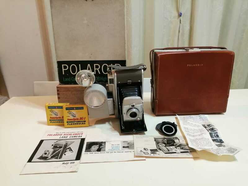 ランドカメラ　ポラロイド　Model80B (W11)