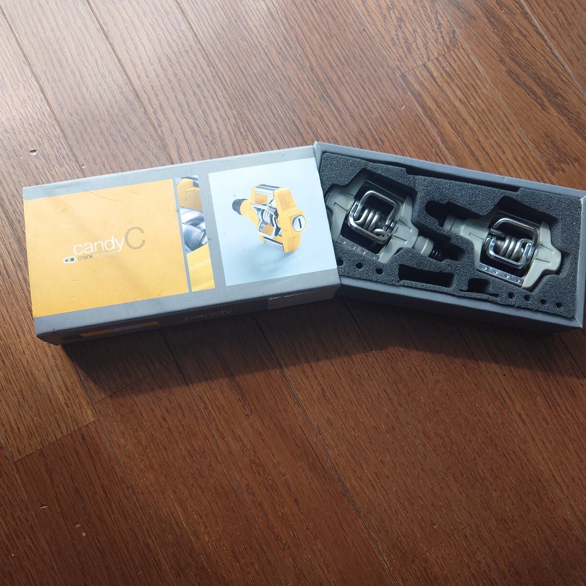 クランクブラザーズ　Candy C ライトグレー　crankbrothers ビンディングペダル　MTB ロードバイク　グラベル