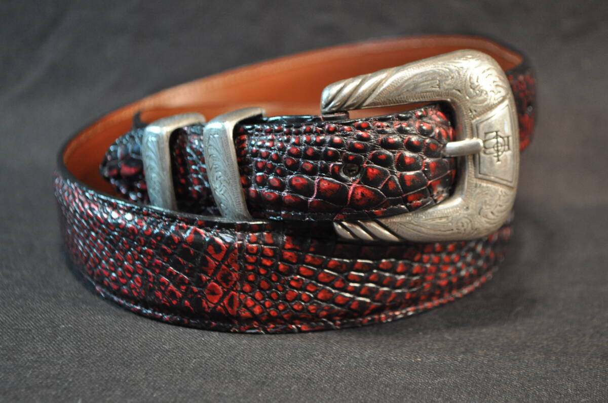 183　アメリカ製　ウエスタンブーツ老舗　ルケーシー社製 LUCCHESE ワニ革ベルト(アリゲーター)　バックル、キーパー、先端チップ付　32　
