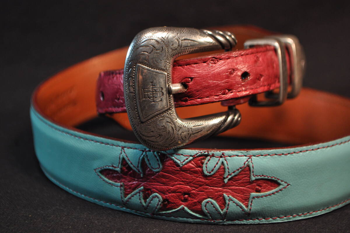 220　アメリカ製　ウエスタンブーツ老舗　ルケーシー社製　LUCCHESE　先極細ベルト　山羊＆オーストリッチ革　サイズ32