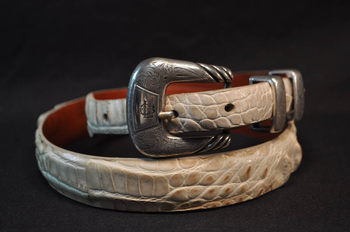176　アメリカ製　ウエスタンブーツ老舗　ルケーシー社製　LUCCHESE　先極細　クリーム色　ワニ革(アメリカ産アリゲーター)ベルト　34