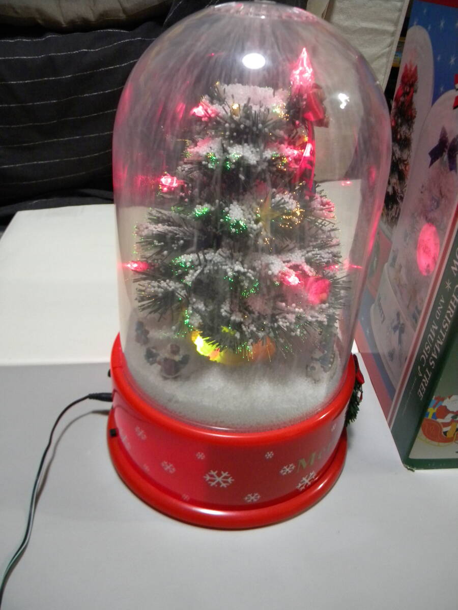 ★スノードーム　クリスマス ツリー★電動 雪が降る・メロディーがなる