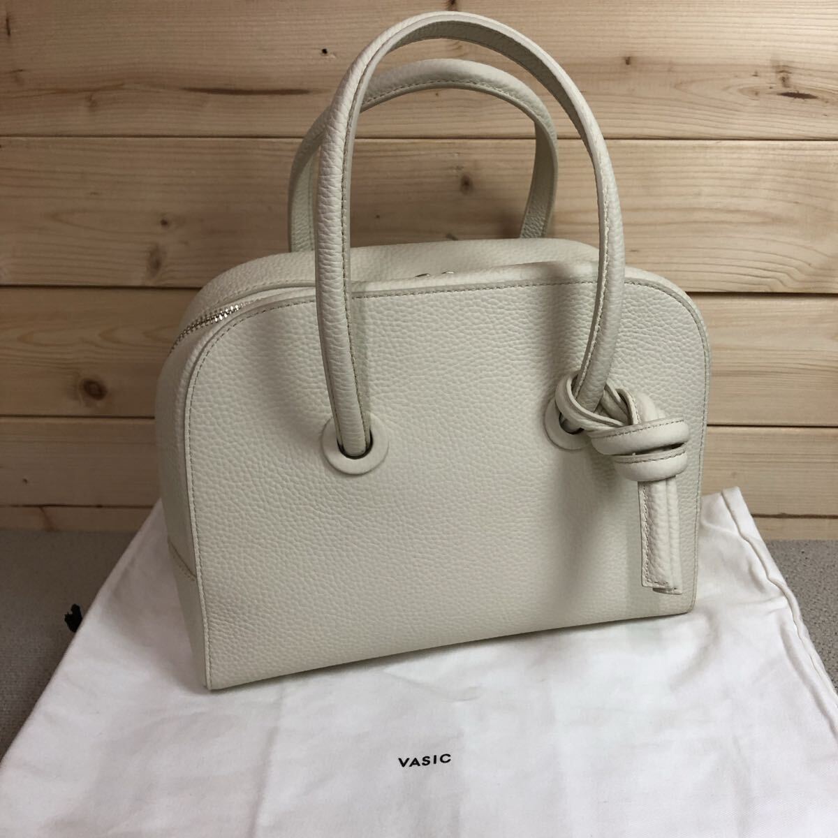 (35) VASIC Apero Mini ハンド バッグ 白 ミュゲ アイボリー ホワイト アペロ ミニ ヴァジック レディース 牛革 