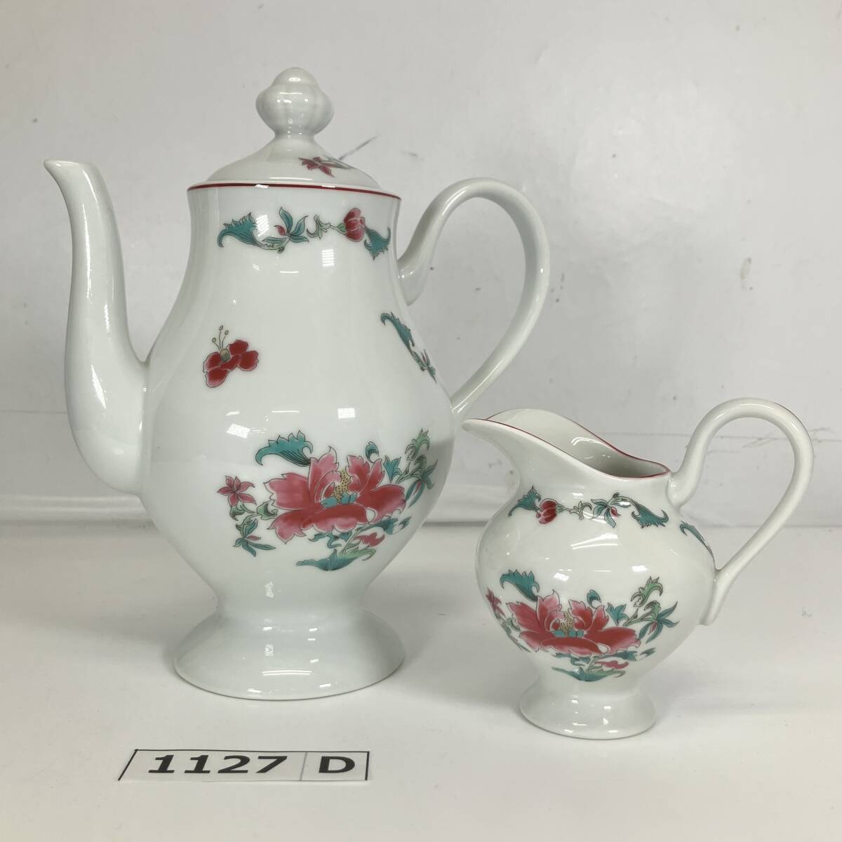 (志)【美品】BERNARDAUD LIMOGES/ベルナルド リモージュ ティーポット ミルククリーマー[ピッチャー] 2点セット 花柄 洋食器(I)1127D