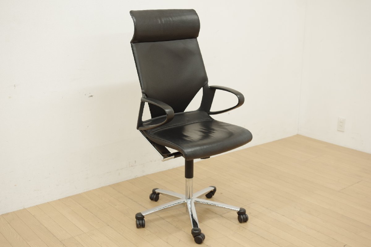 ウィルクハーン range Modus モダス オフィスチェア ハイバック アーム 椅子 座面本革 キャスター ドイツ モダン デスク ブラック 書斎 A