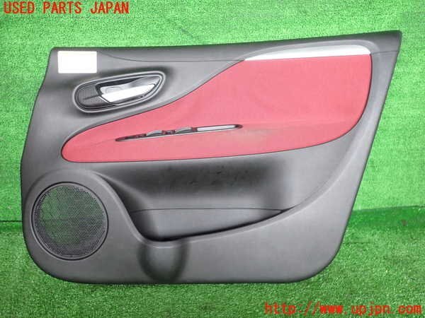 2UPJ-33521234]フィアット・プントエヴォ(199144)右前ドア内張り 中古拍卖