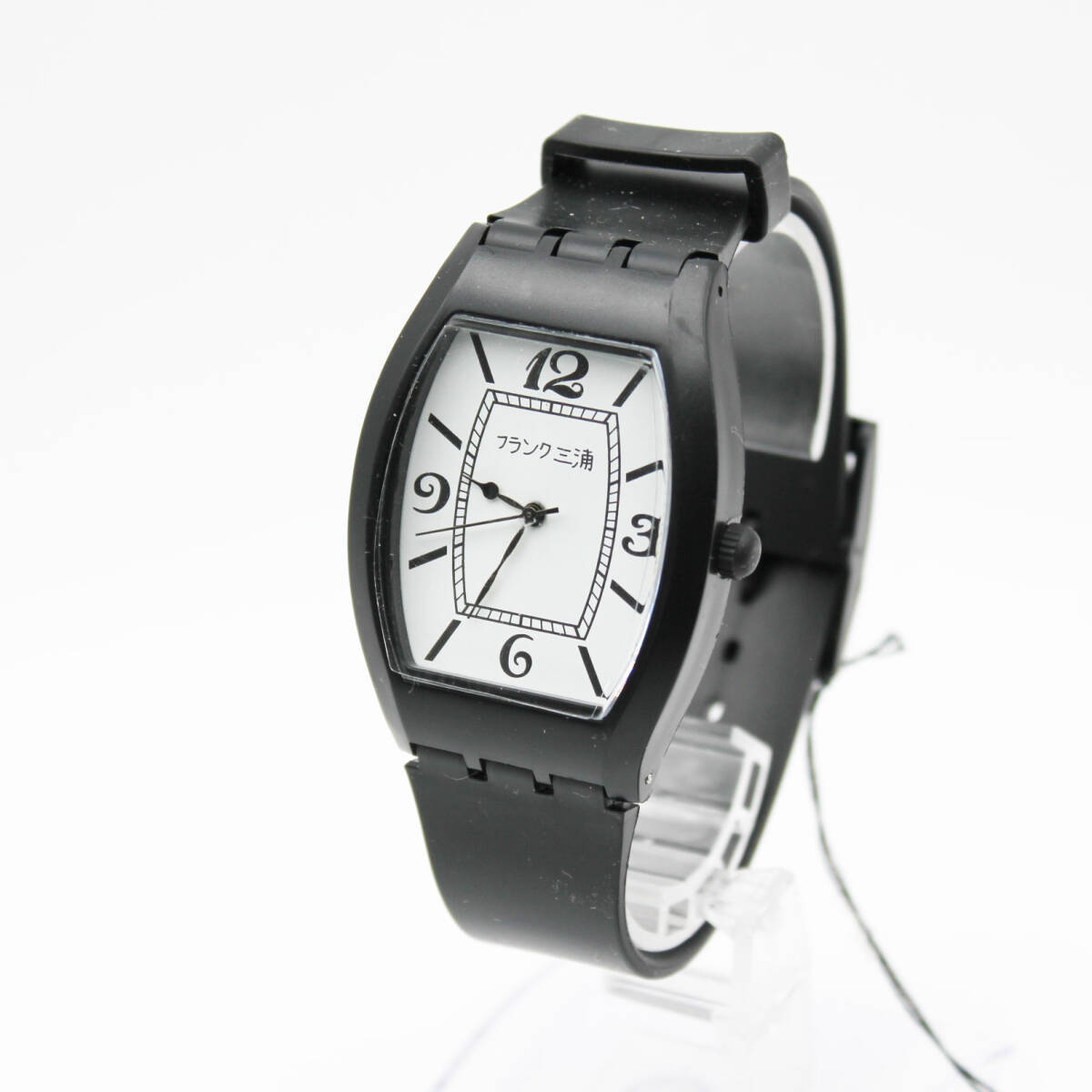 W251121-26 【箱・タグ付き未使用品】天才時計師 フランク三浦 FCQ-003 メンズ腕時計 クォーツ ジャンク 文字盤ホワイト トノー型