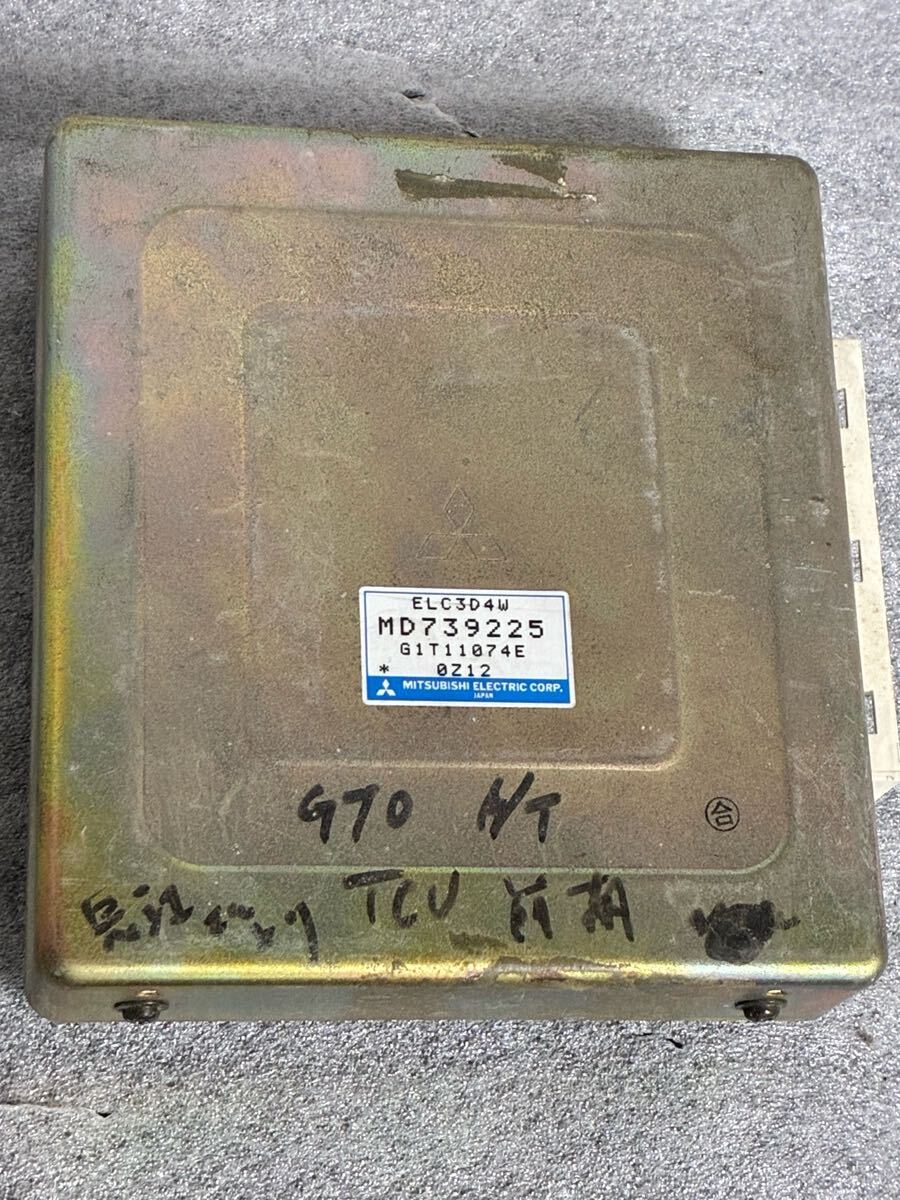 コンピューター ECU？　TCU? 三菱　MD739225 GTO A/T ??