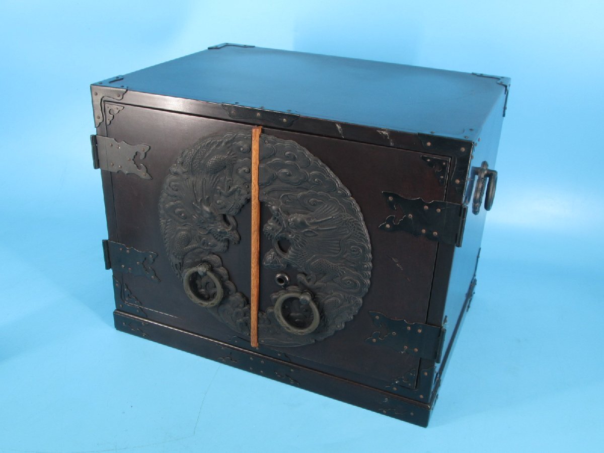 極上品　安達 福義 作　アダチ工芸　龍文　金具　箪笥 　W365ｘH285XD260mm　小引出　小物入れ　古民具　現状品（733KU