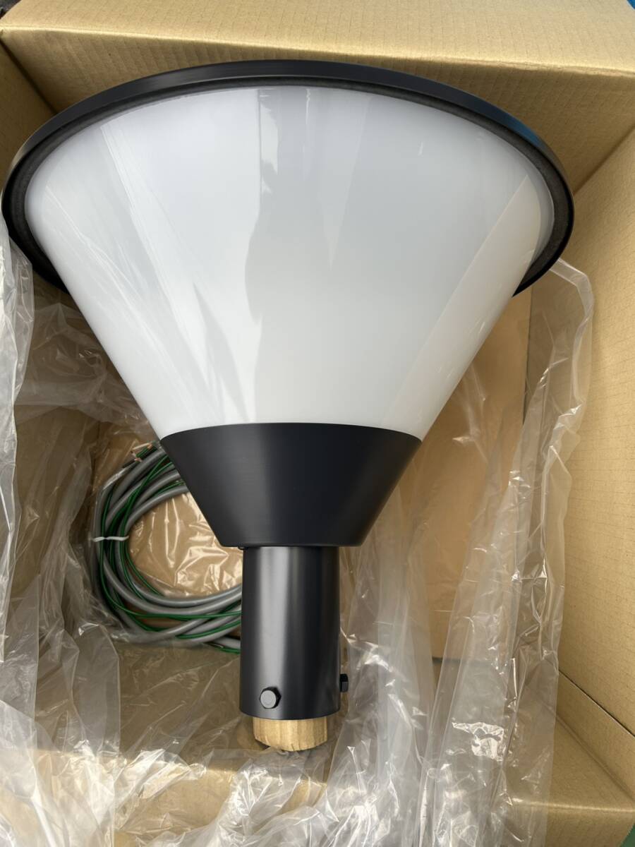 X427/未使用 屋外灯用 ポール 7分ツヤ消し N-20 1灯用 定価10万円以上 LED 照明器具