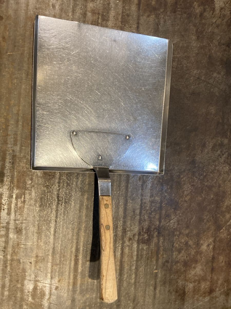 鉄板焼き　お好み焼き用ちりとり23cm